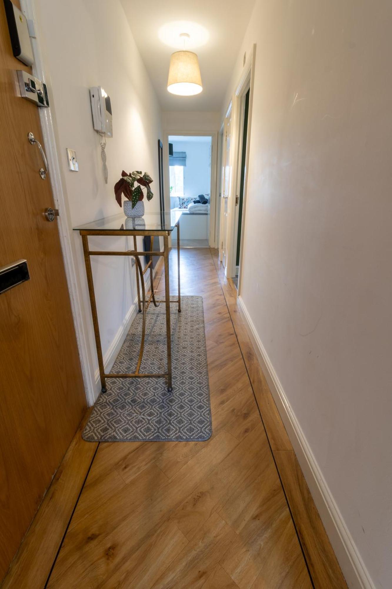 Apartment Luxury - Mbs Lettings *